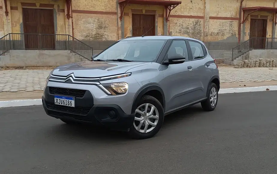 Carros Automáticos Pequenos